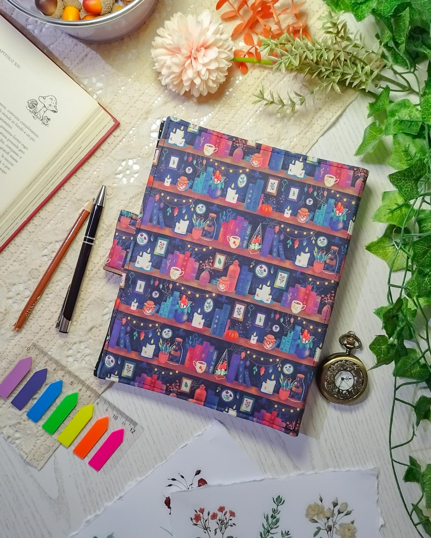 Raccoglitore ad anelli A5 e A6 "Libri e candele delle streghe"