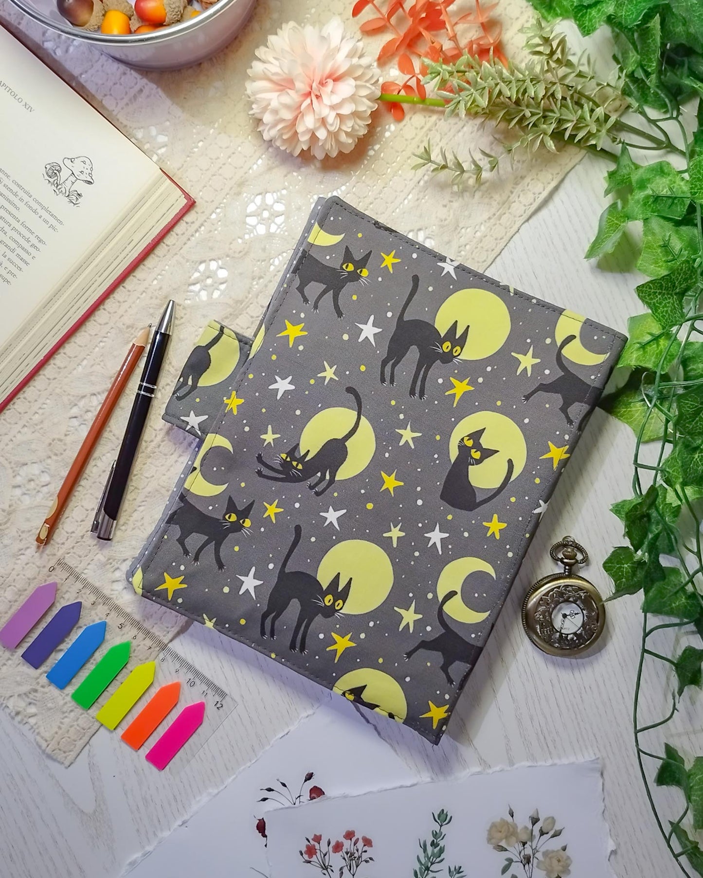Raccoglitore ad anelli A5 e A6 "Gatti e lune"
