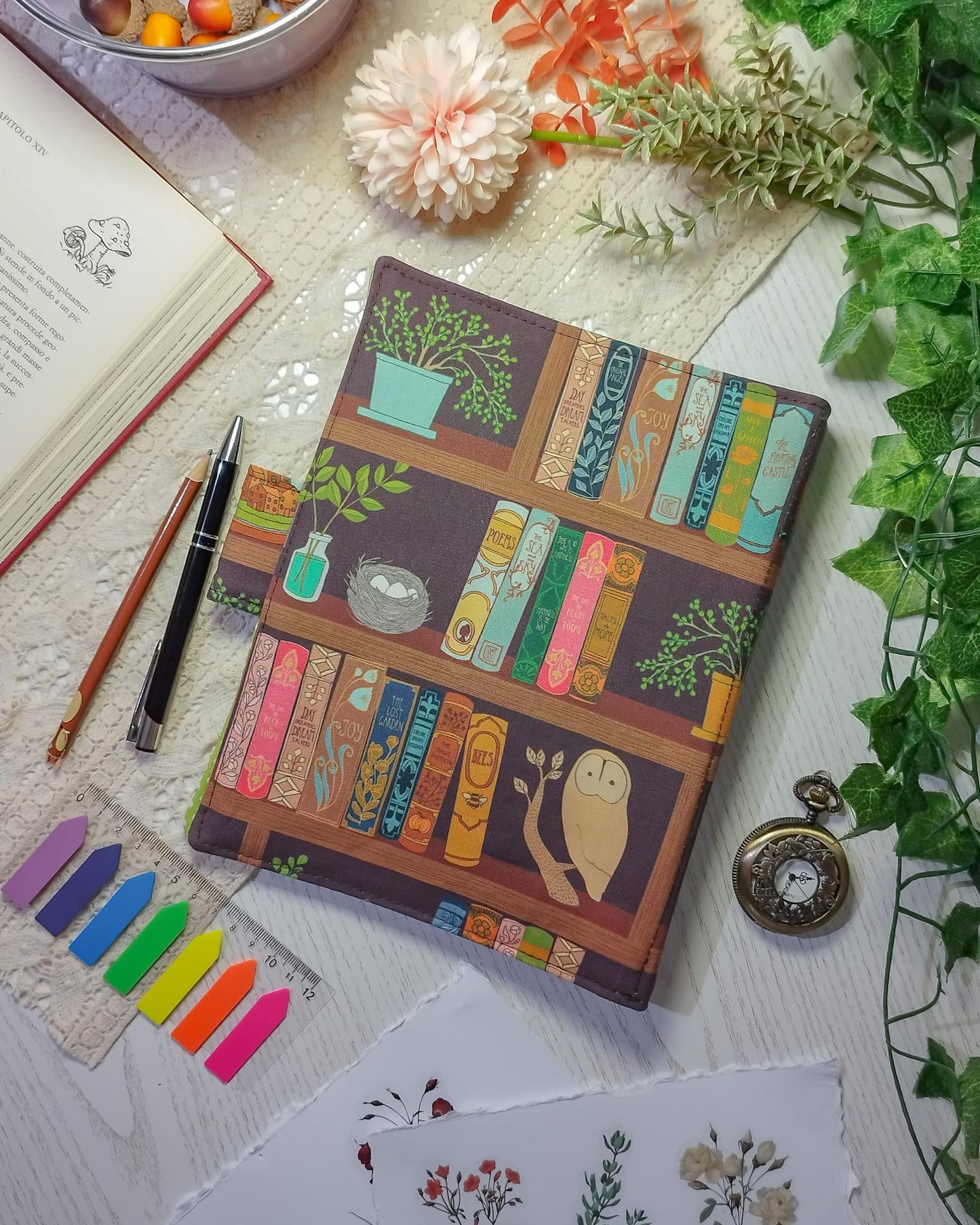 Raccoglitore ad anelli A5 e A6 "Libri sugli scaffali"
