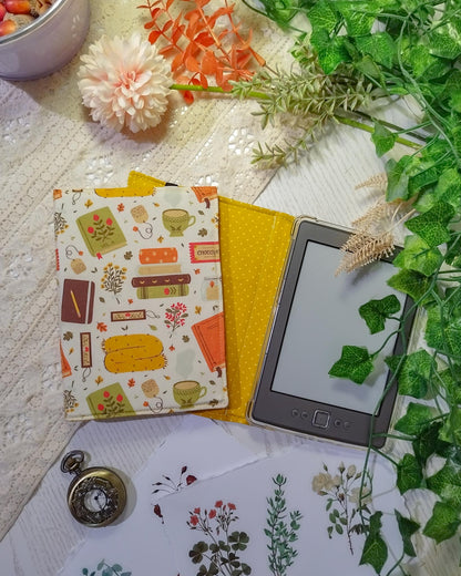 Cover rigida rimovibile per ebook reader Kindle e Kobo "Libri in autunno"