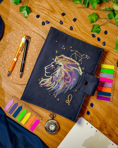 Raccoglitore ad anelli ricamato A5 e A6 "Segni zodiacali leone"