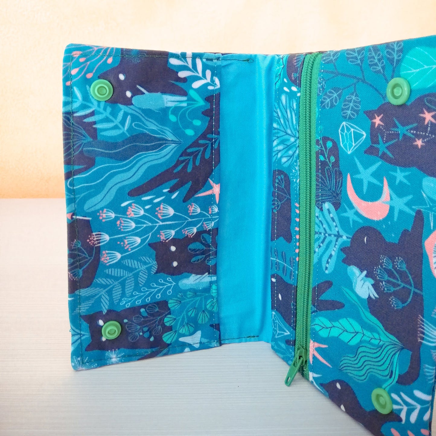 Porta tabacco Gatti neri nel bosco