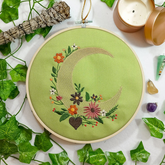 Decoro da parete a tema streghe "Luna e fiori"