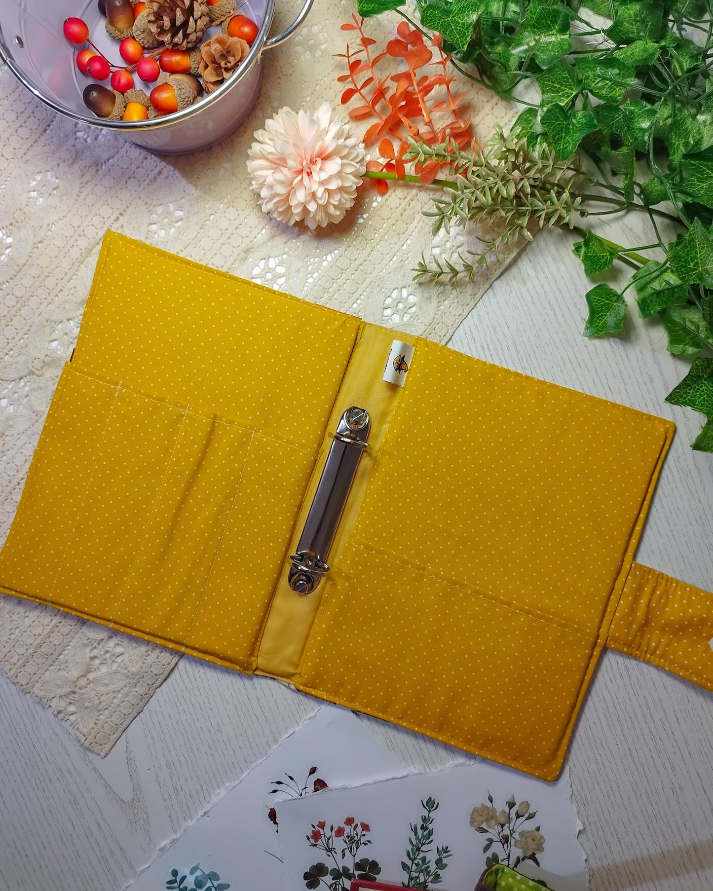 Raccoglitore ad anelli interno 2 anelli e con tasche giallo