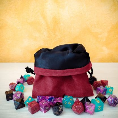 Sacchetto porta dadi classe "Barbarian" con D20